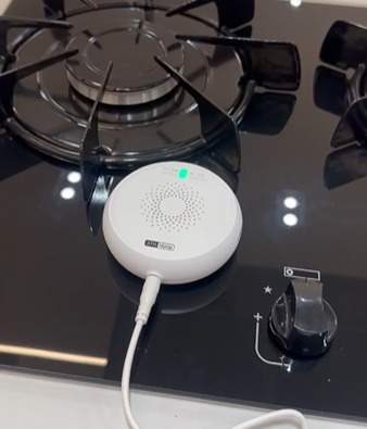 Sensor de gás e fumaça instalado